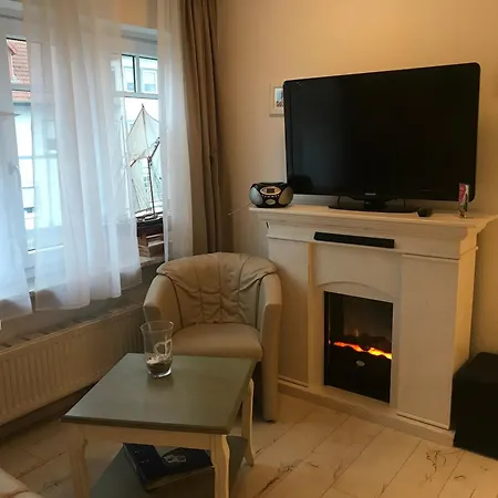 Zur Seebruecke Nr 4 *